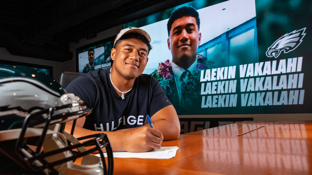 Eagles at it again, sign raw 300-pound Aussie Laekin Vakalahi - ESPN