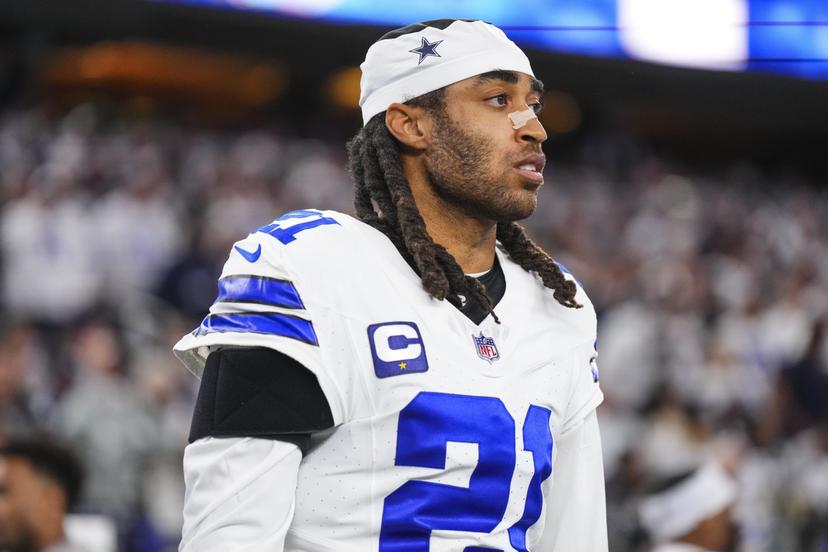 Dallas Cowboys Sign Defensive Star with 32 Interceptions, what's mean ?
