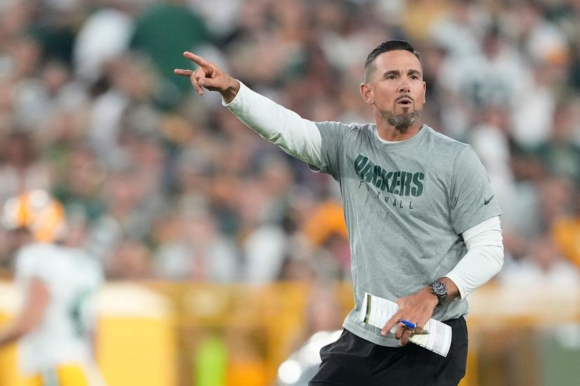 Packers give 2 rookies an ultimatum: Sign or be out