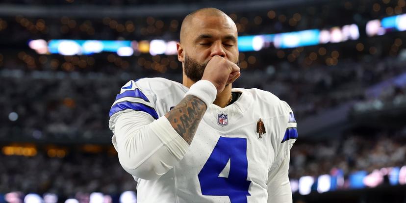 Cowboys Mourn Loss of Veteran TE at 86, Dak Prescott Sends Condolences