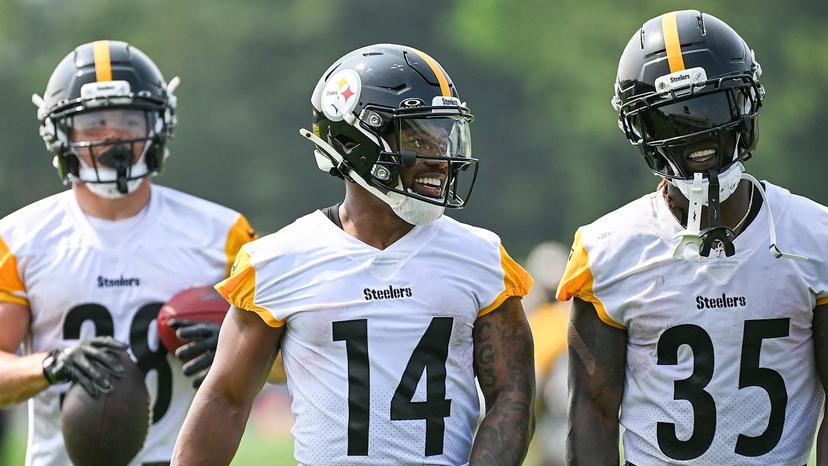 Steelers’ New 1,000+ Yard RB Viewed as Top Candidate to Replace Najee Harris