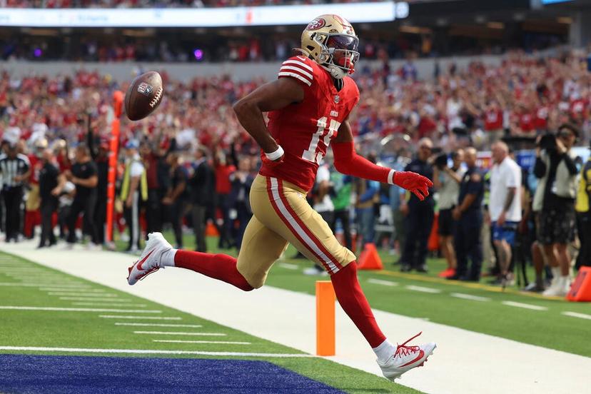 Steelers Predicted To Trade For 975-Yard Receiver To Help Aaron Rodgers
