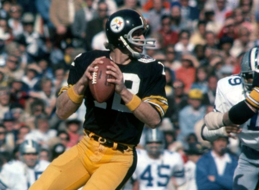 QB Legend Blasts Steelers’ New Throwback Uniforms as 'Totally Unacceptable'