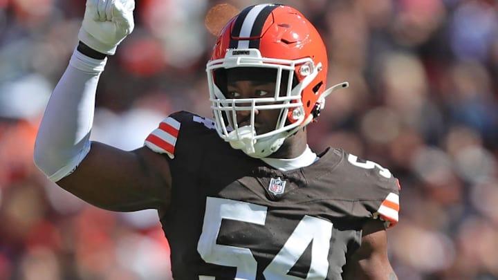 Eagles Signs Super Bowl Champion Edge Rusher to Bolster Defensive Line