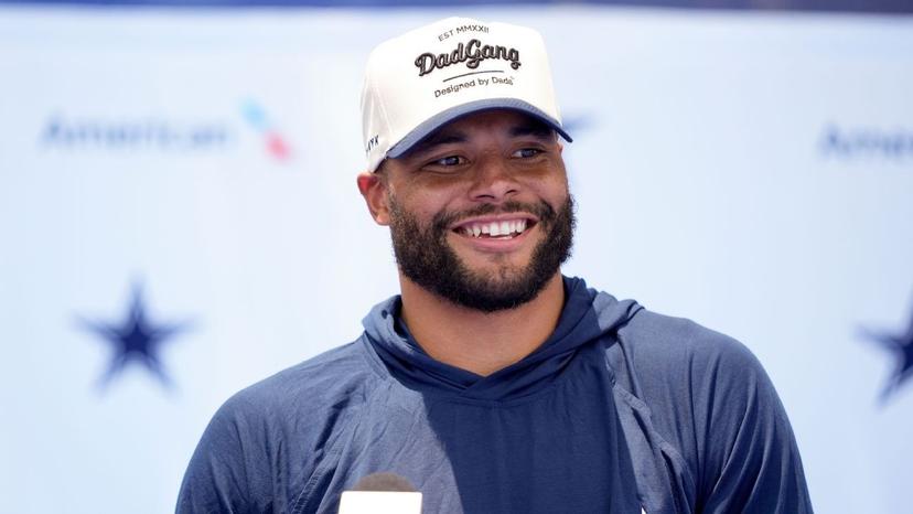 Dak Prescott Praises Rookie WR at Camp, Says “He’s the Next CeeDee Lamb”