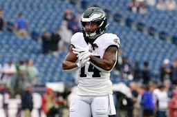 Former RB Hints at Eagles Return After “Chaotic” Steelers Camp Experience