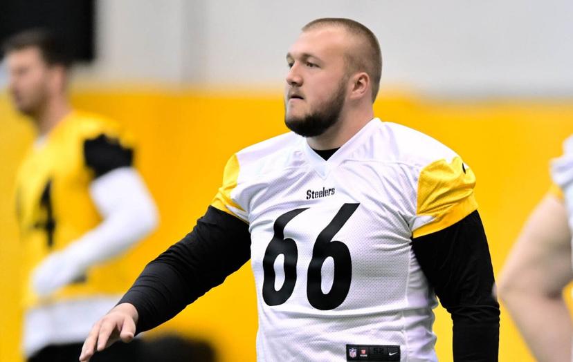 MMA CAMP - Veteran Delivers Vicious Hit to Rookie RB Johnson’s Head, McCormick Immediately Strikes Back