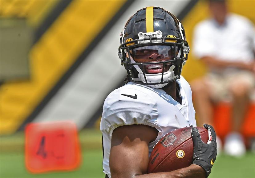 Former Steelers RB Suffers Severe Eye Injury Protecting Sister in July 4 Fireworks Accident, Currently Still Unable to Open His Eye