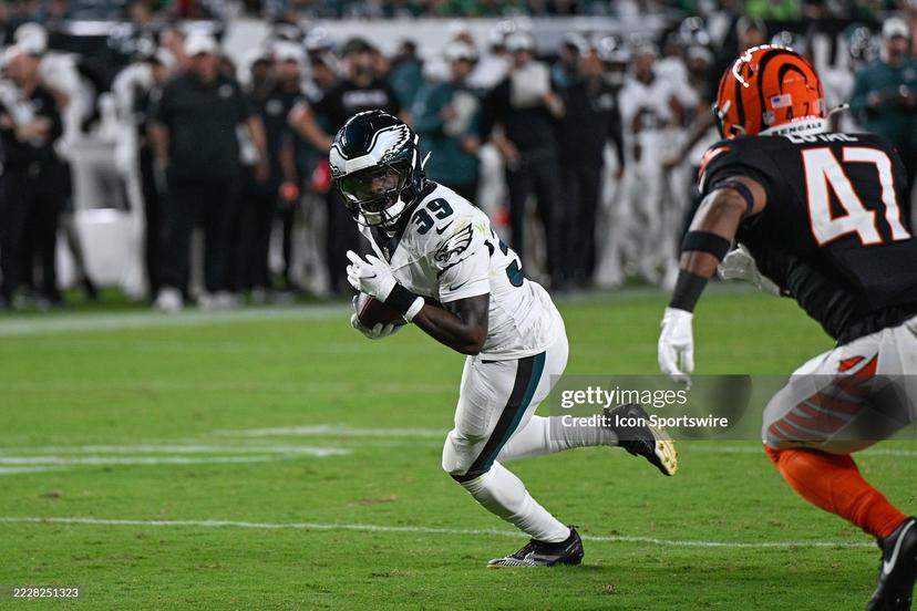 Eagles Rookie RB Confidently Speaks to the Media After Win Over Bengals