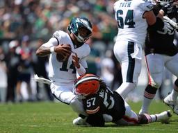 Backup QB Apologizes to Team and Fans After Causing Disastrous Outing in Eagles’ Loss vs. Browns