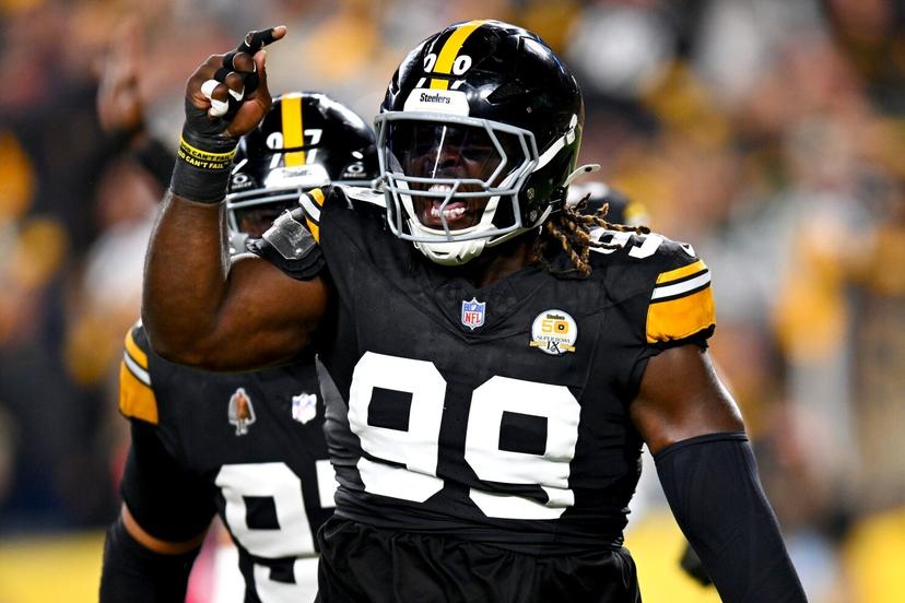 Ex-Steelers Star Fires Back at Pittsburgh After Signing With Bills