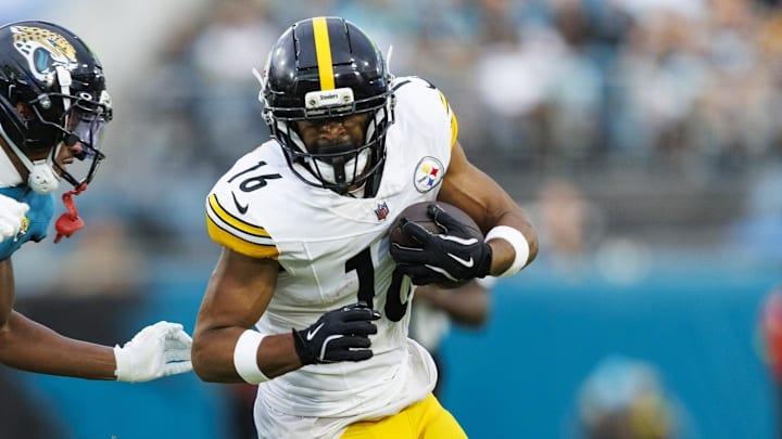 Steelers Re-Sign Super Bowl Winning WR to Practice Squad Just 6 Hours After Release