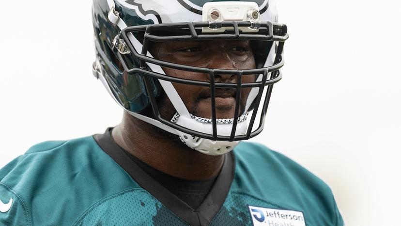 Eagles Rookie OT Shocked: Lands on Reserve/Injured, Learns of Girlfriend’s Tragic Death the Same Day