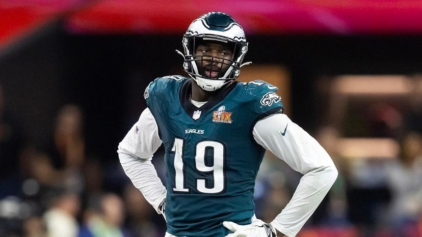 Ex-Eagles Defender Secures Massive Deal With Cardinals, Vows to Prove Howie Roseman Wrong