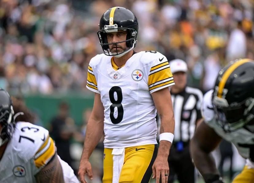 Aaron Rodgers Takes Heat Off Young Tackle, Urges Patience After 4-Sack Game