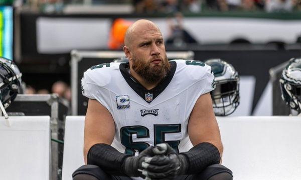 Eagles Head Team Physician Confirms Lane Johnson’s Injury Status After Scary Neck Injury
