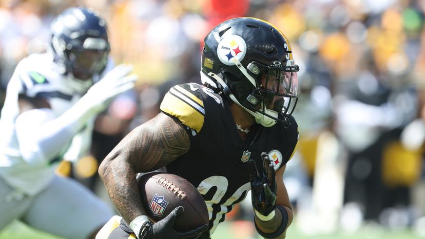 Steelers to Bring Key RB Back vs Vikings After Injury Scare