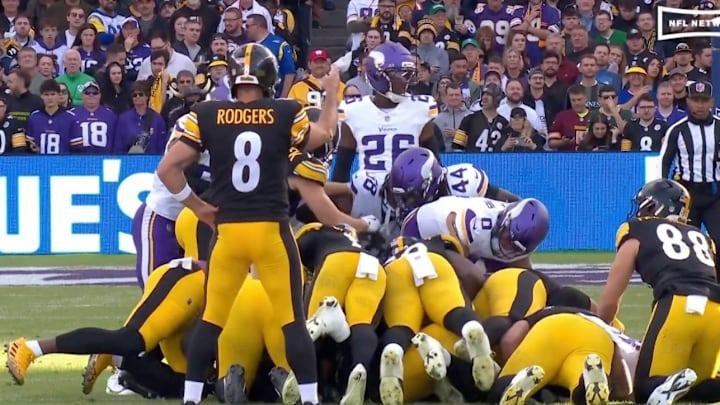 Eagles Star Mocks Steelers for Running Tush Push After Voting to Ban the Play