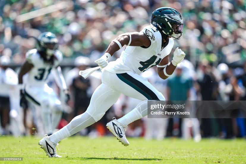 Eagles Cut Rookie LB on the Spot After Showing Up Drunk to Practice Field
