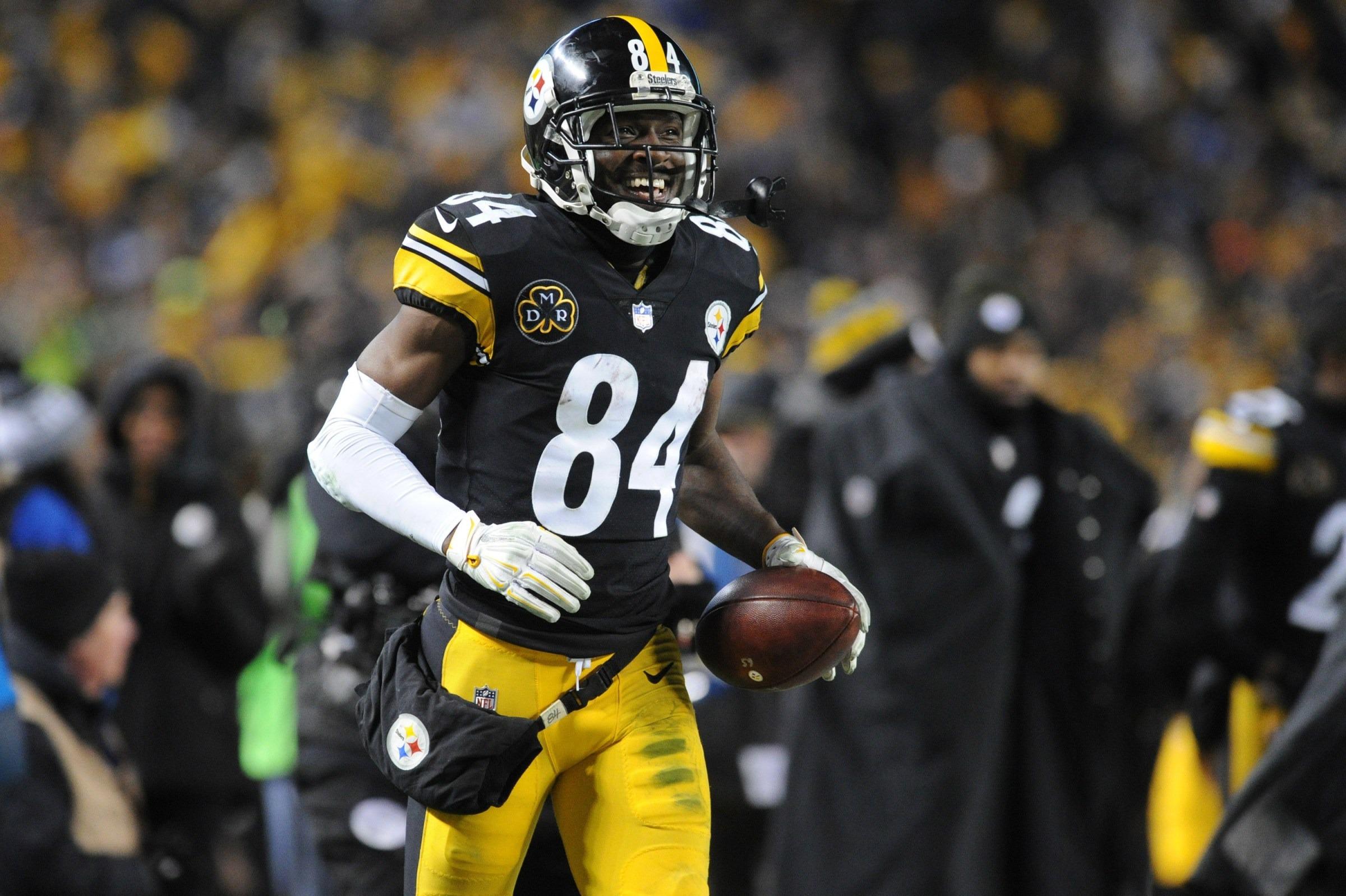 Legendary Steelers WR Returns to Sign One-Day Contract, Retire as a Pittsburgh Steelers