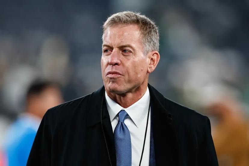Cowboys Legend Troy Aikman Urges NFL to Investigate Referees After Eagles’ Controversial Loss: “They Got Robbed, and the League Can’t Ignore This.