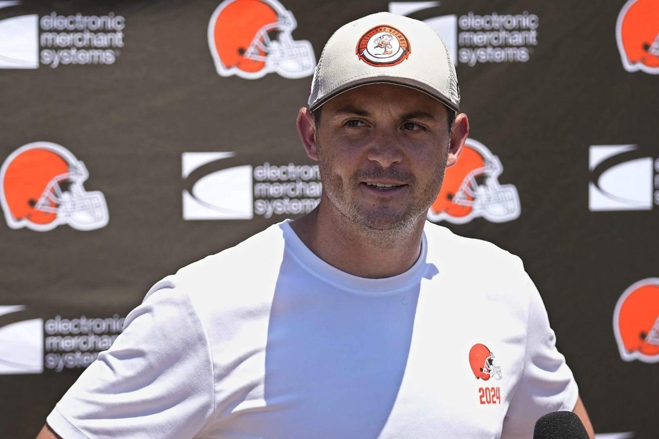 Browns Fire Offensive Coordinator Tommy Rees After Embarrassing Loss to Steelers