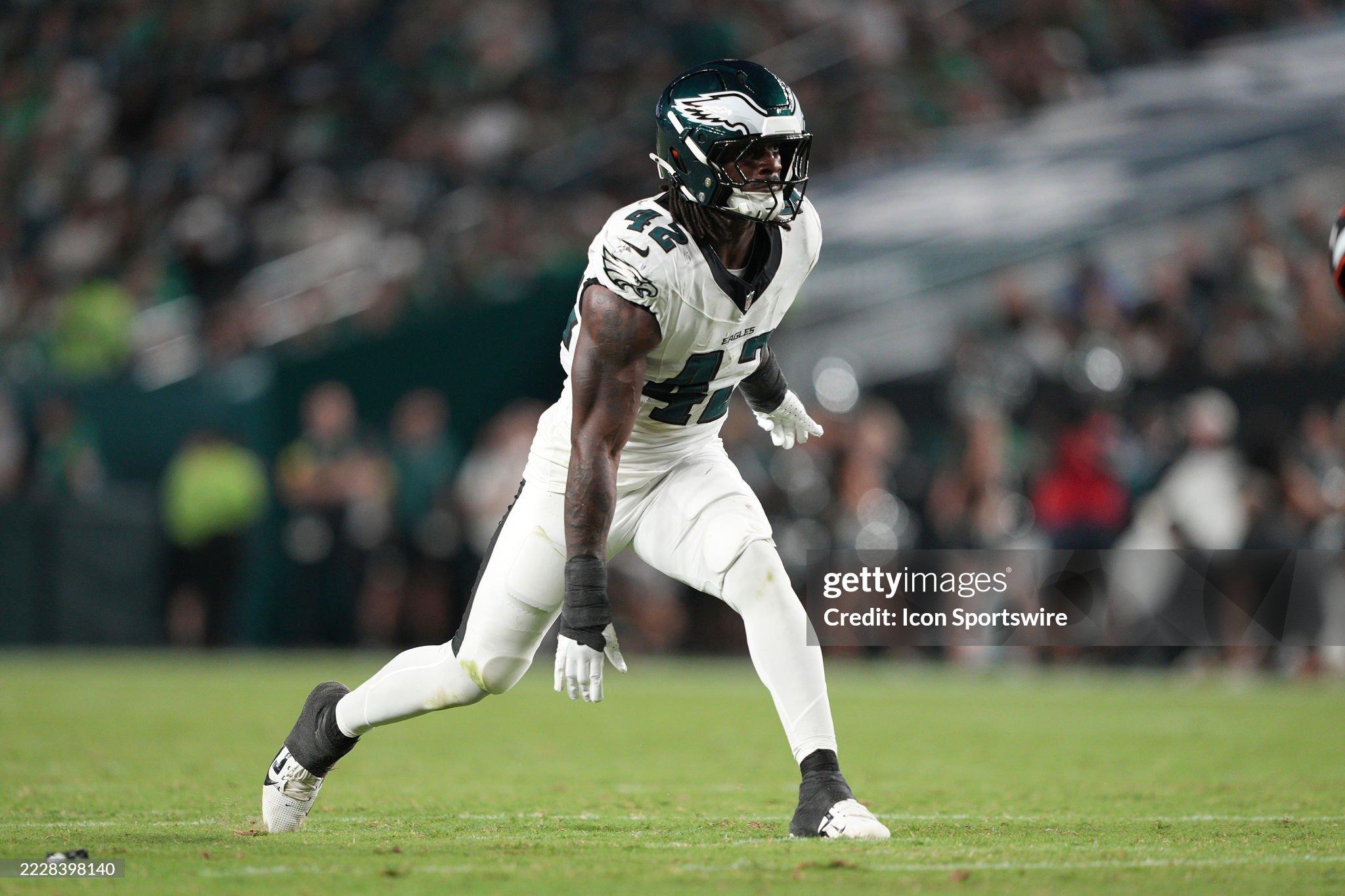 Eagles Defender Quietly Leaves Stadium After Giants Win Upon Learning His Brother Was Rushed to Hospital