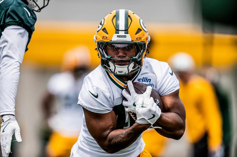 SHOCKER IN GREEN BAY: Packers Rookie Makes Heartbreaking Decision to Withdraw From Season to Care for His Mother Battling Cancer 