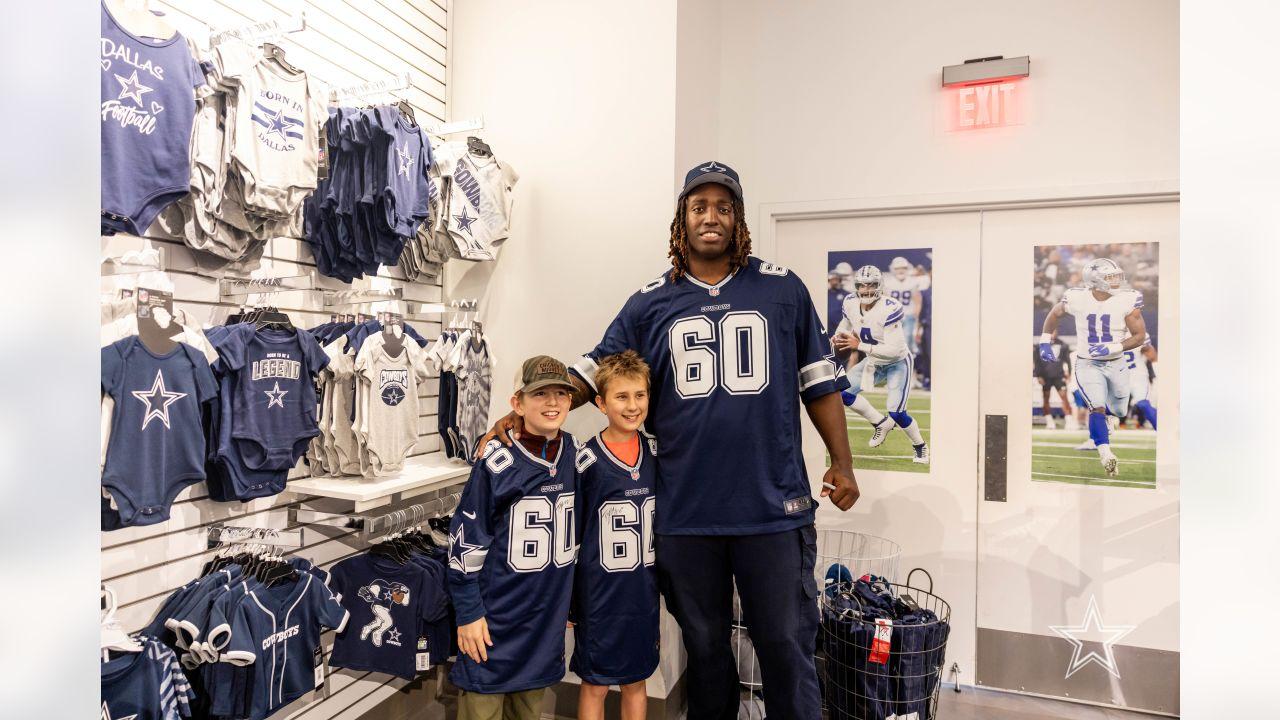Cowboys Rookie Donates Entire First NFL Paycheck to Texas Kids — ‘Dallas Believed in Me, So I’m Giving Back!’