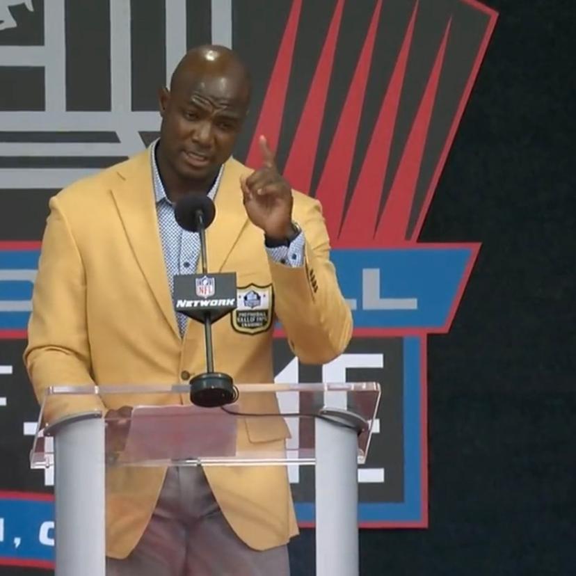 Cowboys Legend Ware Urges George Pickens to Walk Away — Calls Out Jerry Jones’ Slow Deals