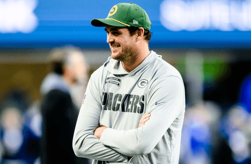 Sean Mannion Praises Jordan Love for Remarkable Adaptability