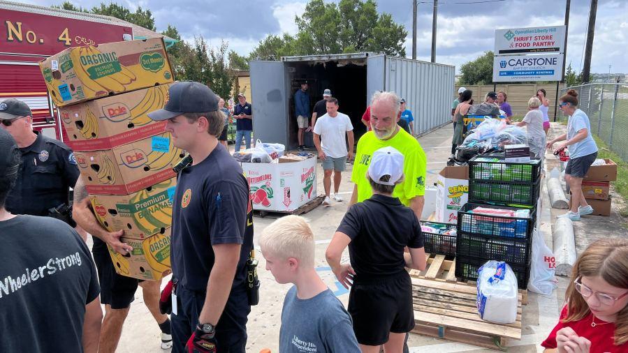 Texas neighbors, United Cajun Navy deliver truckload of flood relief  supplies to Liberty Hill