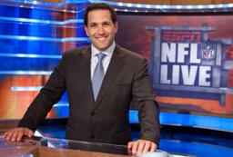 🚨 ESPN’s Adam Schefter Shocks the NFL: “The Chiefs Are BACK — and They’re the No. 1 Team in Football Right Now!” 💥❤️💛