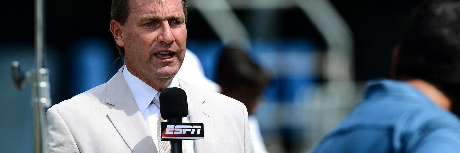 ESPN REPORTER DAVID NEWTON APOLOGIZES TO XAVIER LEGETTE IMMEDIATELY AFTER INSENSITIVE QUESTION ABOUT LATE FATHER