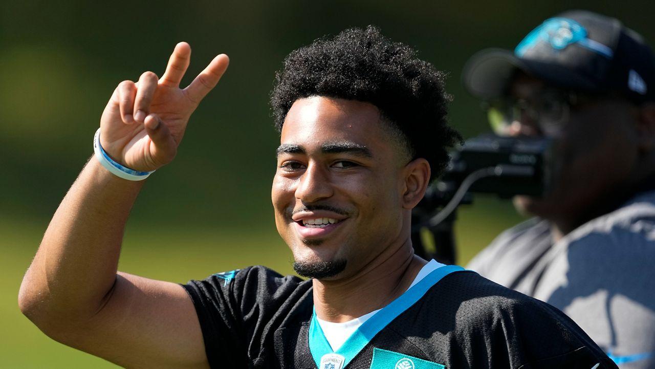 Panthers QB Young's humility, confidence reflect upbringing