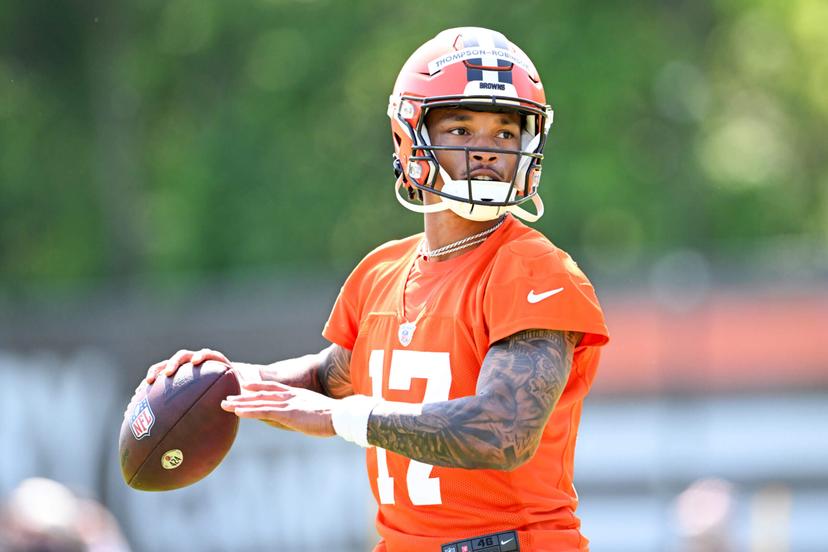 Packers Add Dual-Threat Quarterback ‘Sensation’ with 12,000 Passing Yards and 100+ TDs to Practice Squad Just One Day After Browns Release Him