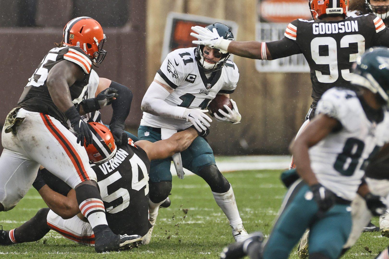 Turnovers cost the Eagles again in another loss vs Browns | WITF