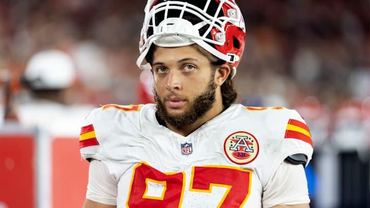 Former UofL DE Ashton Gillotte Receives High Praise From Veteran Chiefs Teammate