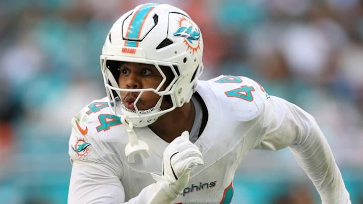 Chop Robinson carted off as Dolphins' worst-case scenario threatens to become reality